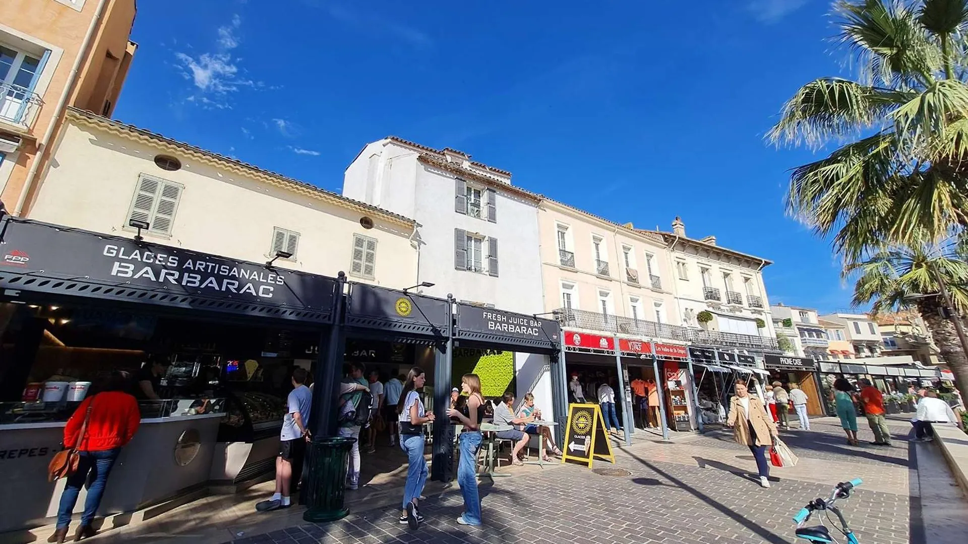 Appartement Studio Mezzanine Lumineux A 50M De La Plage - 5 Couchages A Sainte-Maxime - Fr-1-226-474